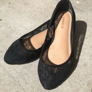 Black lace flats